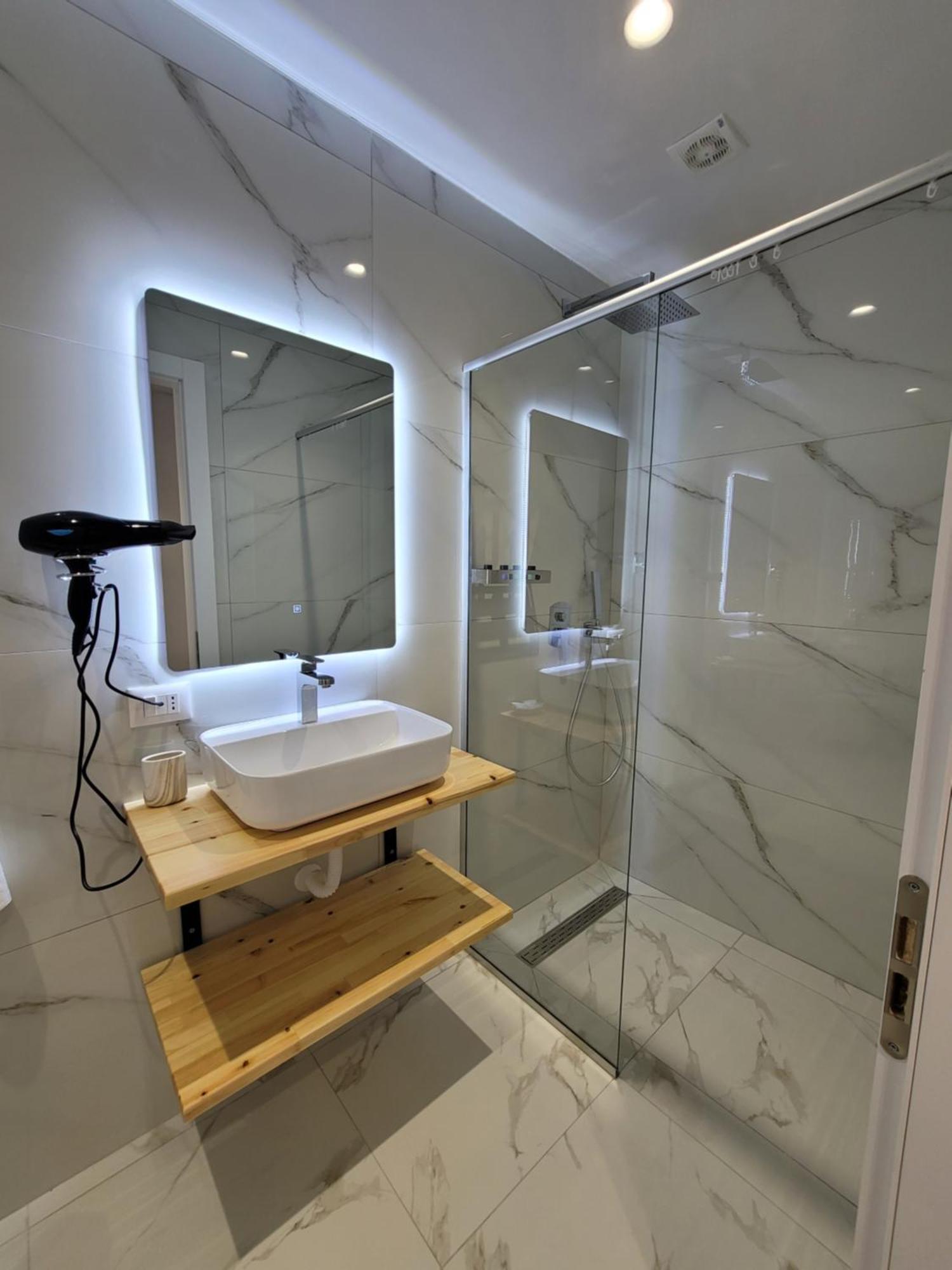 Jani Studio Apartments Gjirokastra Zewnętrze zdjęcie